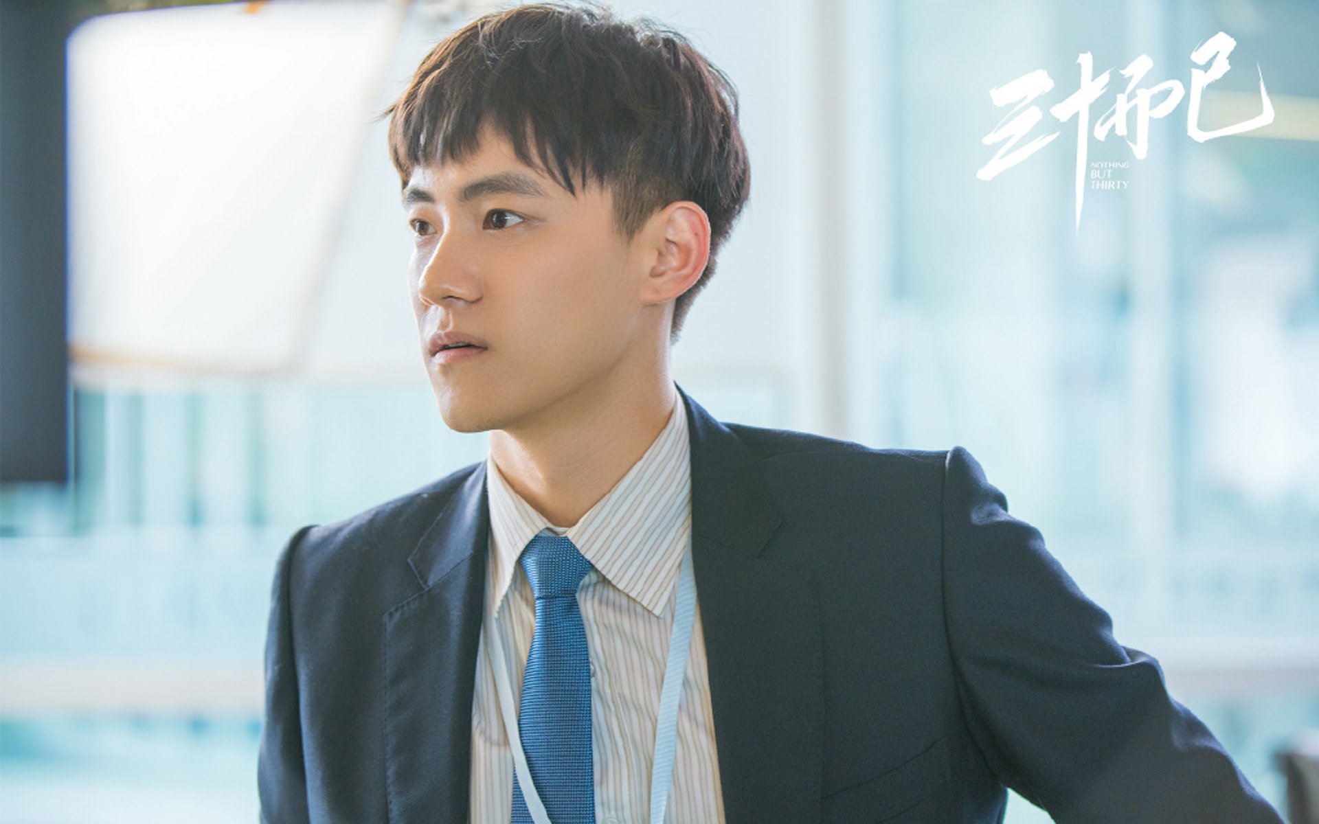 职业乒乓球联赛吸引大量社会关注,职业乒乓球员与业余的比赛视频